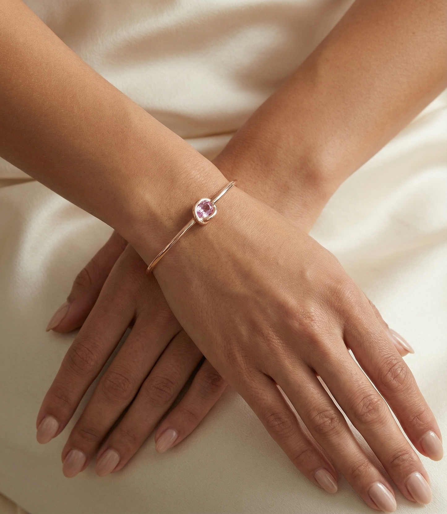 Moyo knot bangle in 18k rose gold